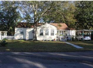 1802 Sunset St, Pascagoula, MS 39567