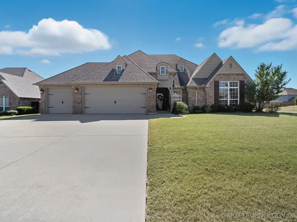 1501 E Phoenix St, Broken Arrow, OK 74011