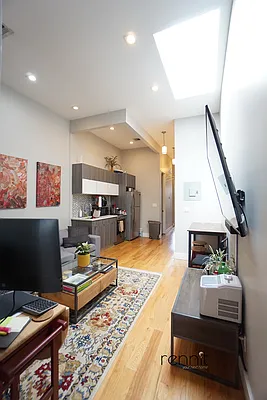 Rented by Rennit Inc. | media 34