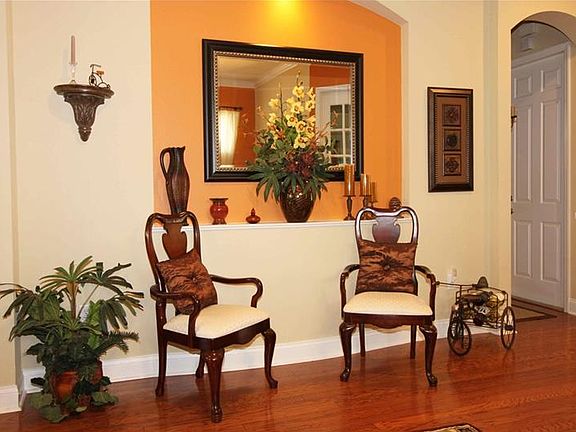 4th image of 14635 Chatsworth Manor Cir