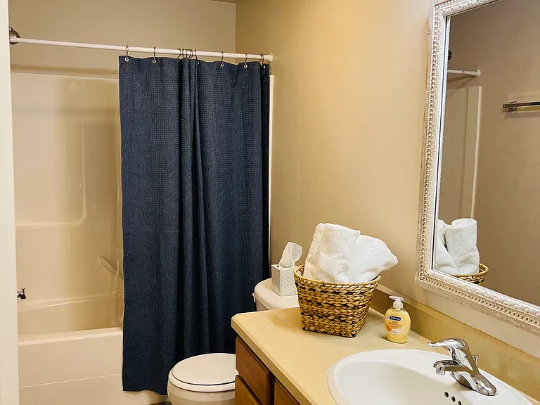 640 Lake Elmo Dr #1 — Photo 15