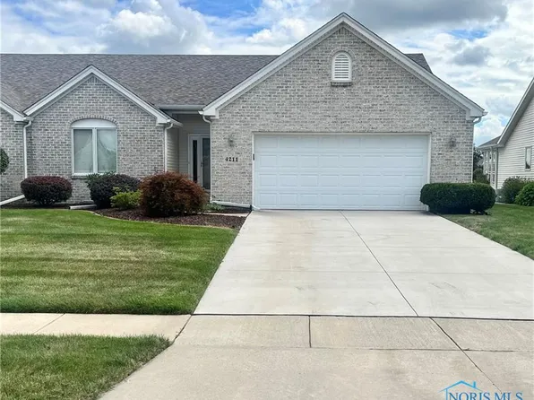 4211 Waterbend Dr, Maumee, OH 43537