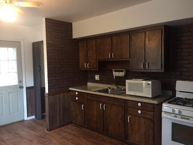 2nd image of 291 Fleming Way