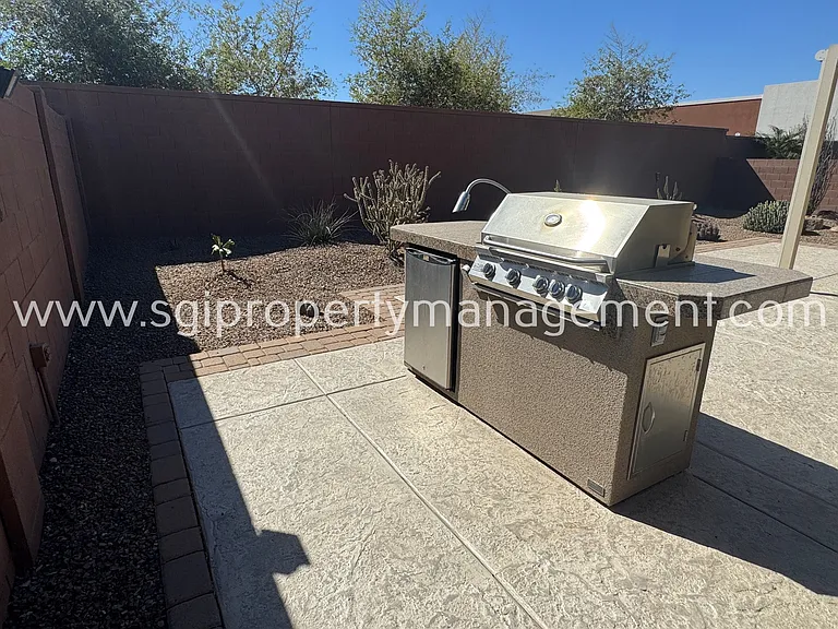 135 W Yellow Wood Ave — Photo 11
