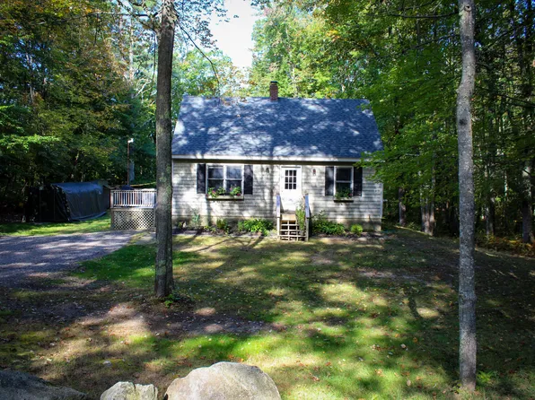 80 Webbs Mills Road, Raymond, ME 04071
