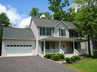 1008 Lakeview Pkwy, Locust Grove, VA 22508