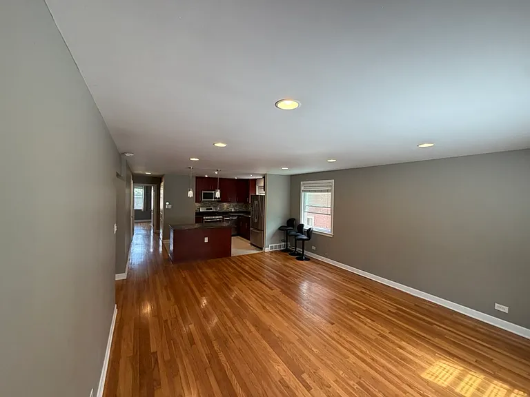 6817 N Seeley Ave #2 — Photo 8