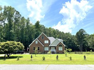 2320 Woodhurst Ln, Chesapeake, VA 23322
