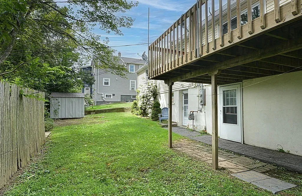 28-28B Main Street - 28 — Photo 1