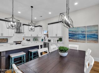 11 E 6th St, Howell, NJ 07731