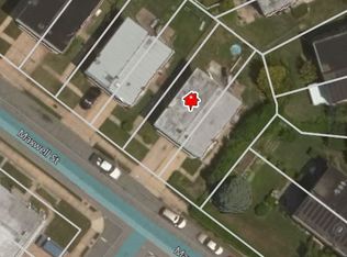 2613 Maxwell St, Philadelphia, PA 19152