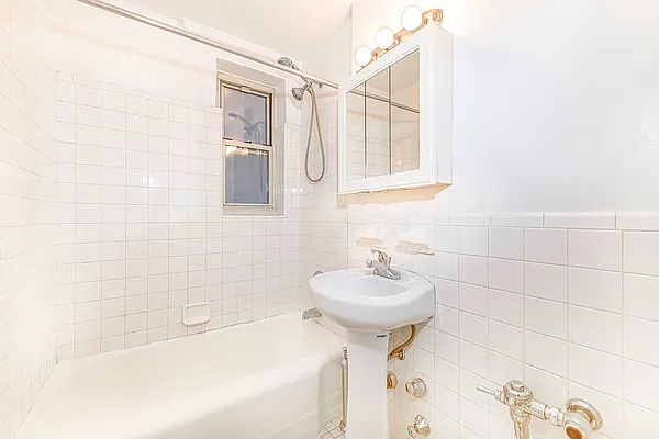 Rented by Argo Residential | media 15