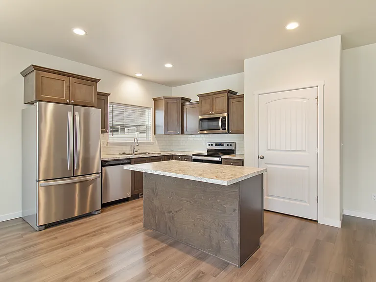 1020 Frank Henry Rd — Photo 10