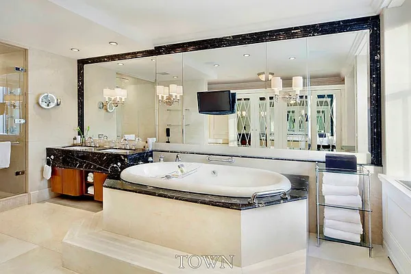 Rented by Town Residential | media 4