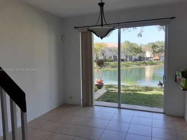 2155 NE 3rd Ct, Homestead, FL 33033