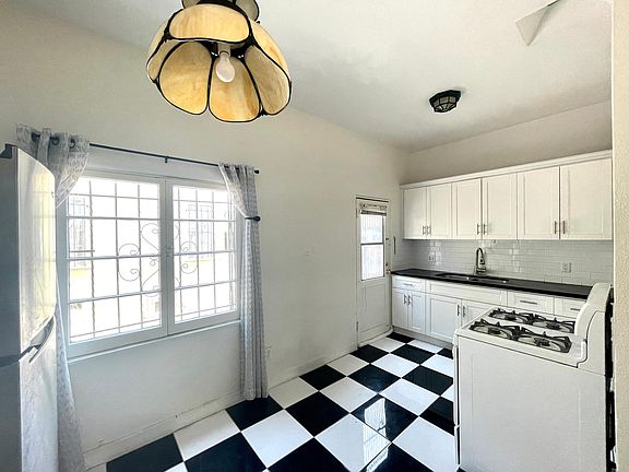 3rd image of 226 S Fuller Ave #228