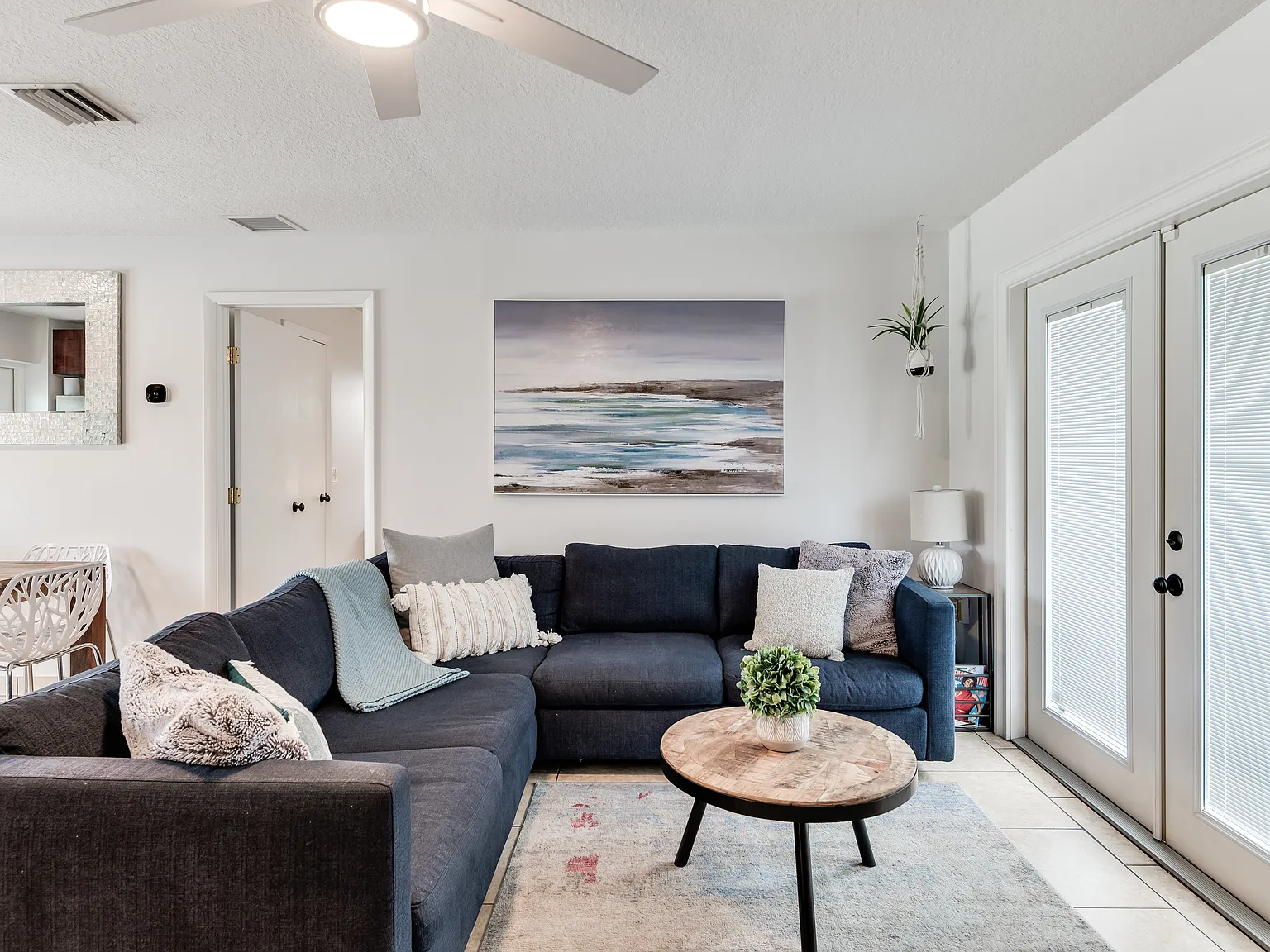 3 bed, 1140 sqft, $6,000 — Photo 4