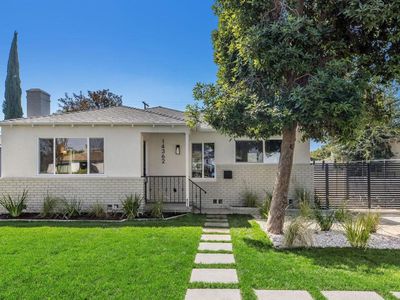 14362 Collins St, Van Nuys, CA, 91401