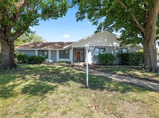 1114 Jordan Dr, Grand Prairie, TX 75050