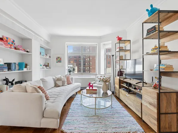188 East 76th Street image 1 of 9