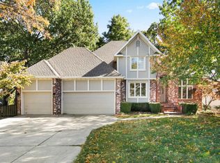 1656 S Augusta Ave, Springfield, MO 65809