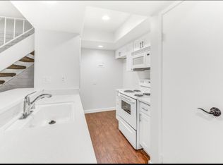 16673 Viewpoint Ln #126C, Huntington Beach, CA 92647