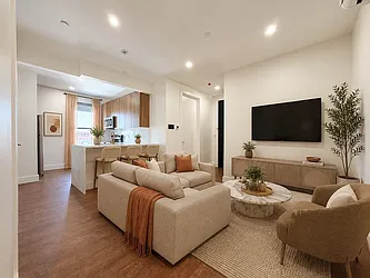 5102 Fifth Avenue, #301