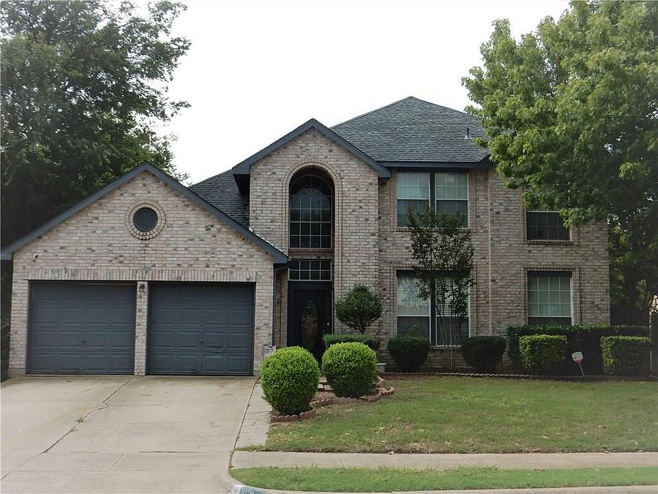 1st image of 2733 Sagehill Dr
