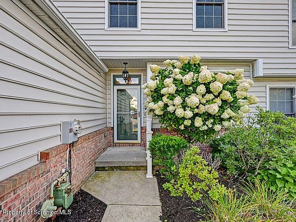 4th image of 2403 Browning Close