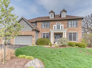 3802 Gladstone Dr, Naperville, IL 60565