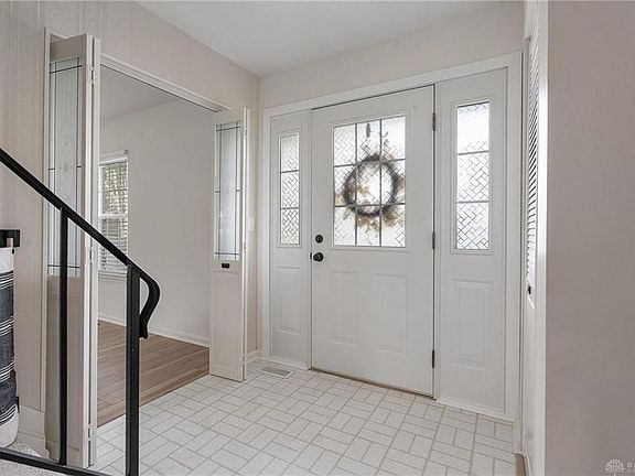 5th image of 4217 Silver Oak St
