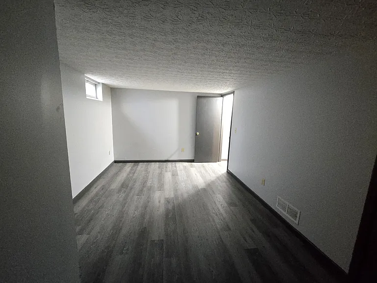 6048 Trowbridge Way — Photo 10