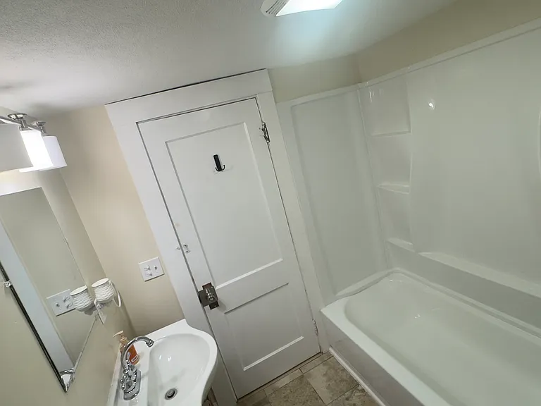 293 Shears St #2 — Photo 19