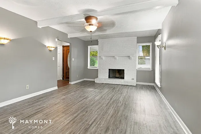 3 bed, 2.0 bath, 1344 sqft, $1,395 — Photo 3