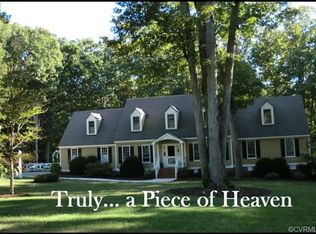 1013 Huguenot Hundred Ct, Midlothian, VA 23113