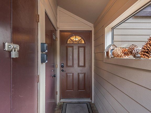 3rd image of 5101 N Lake Blvd #126