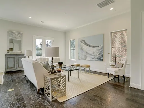 2041 Carlson Creek Dr, Spring, TX 77380