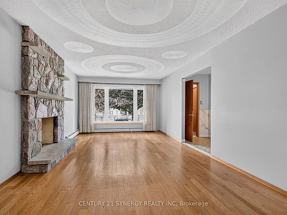 4th image of 974 Greenbriar Ave