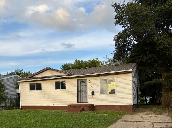 6630 Eastmont Dr, Flint, MI 48505