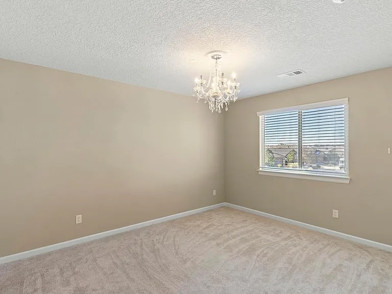 604 Loma Linda Loop NE — Photo 37