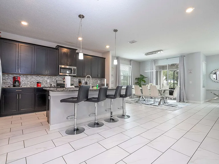 Kings Castle Cir — Photo 12