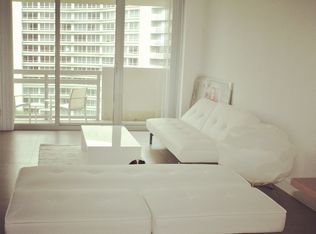 1500 Bay Rd APT 1064, Miami Beach, FL 33139