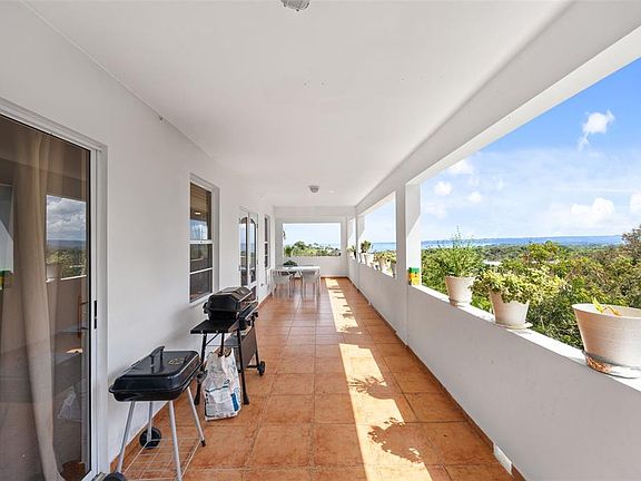 3rd image of 3 Floor Punta Libertad Condominio