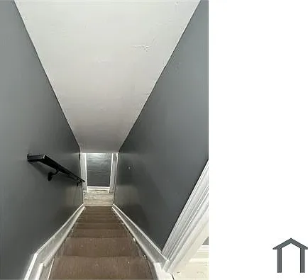 18 W Manheim St — Photo 9