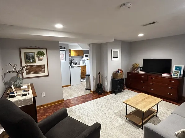 3881 S Logan St, Englewood, CO 80113