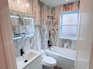 5707 N Christiana Ave APT 2, Chicago, IL 60659