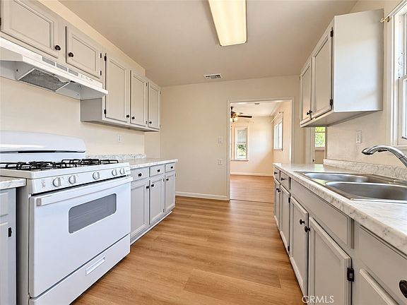 5th image of 12394 Bryant St