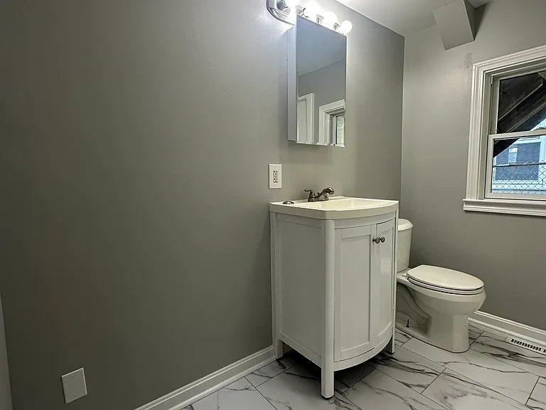 27 Salem St #1 — Photo 10