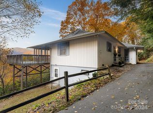 84 Penland Cove Rd, Black Mountain, NC 28711