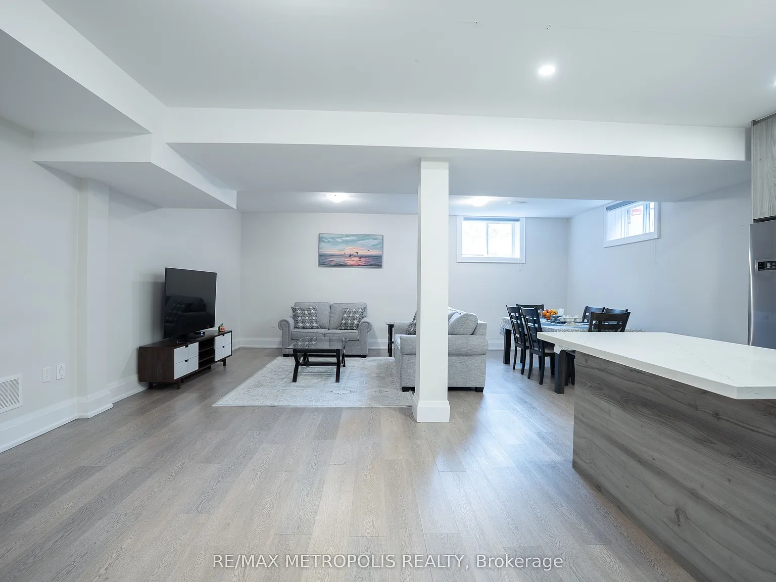 2 bed, $2,400 — Photo 2